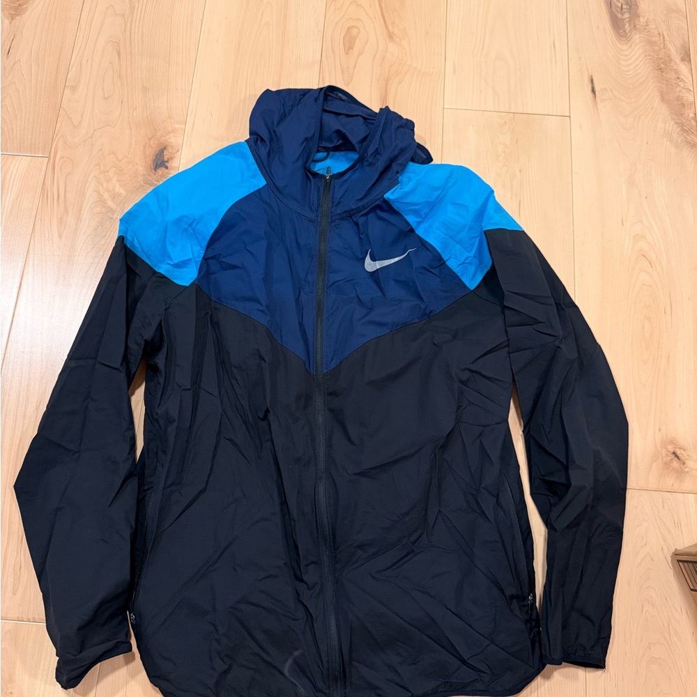 Nike Windbreaker thin breathable light jacket